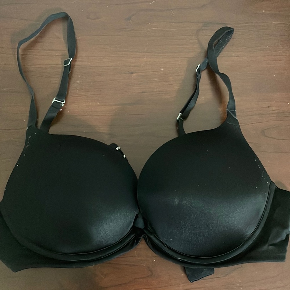 Black aerie push up. Adds two cup sizes.